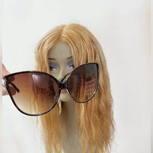 Modern Classic Oversized CAT eyes Sunglasses